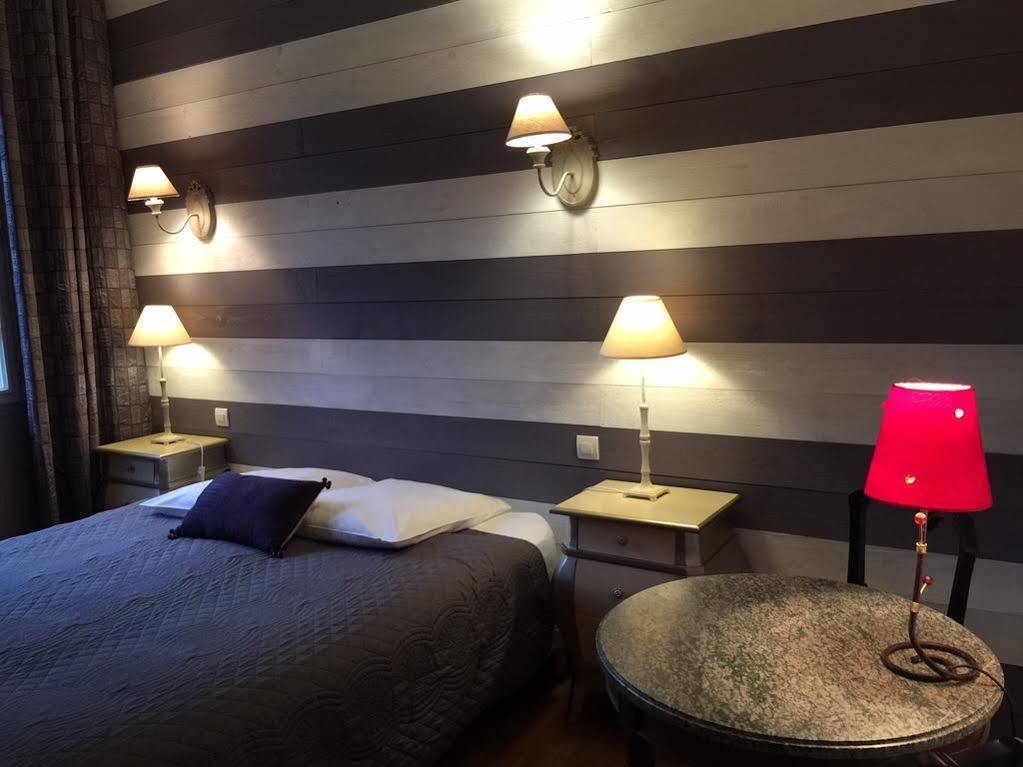 O Clair De Lune Au Coeur De Sarlat - Chambres Climatisees - Parking Prive - Piscine Chauffee - Spa Et Massages